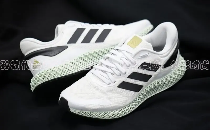 必一体育网页入口度小满理财孙楠代言过的顶级运动鞋：性能卓越，外形时尚