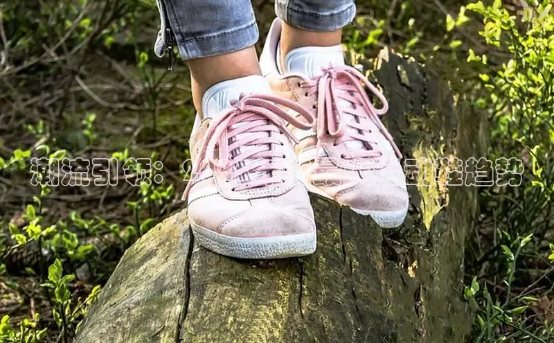 潮流引领：2025年度最火运动鞋趋势