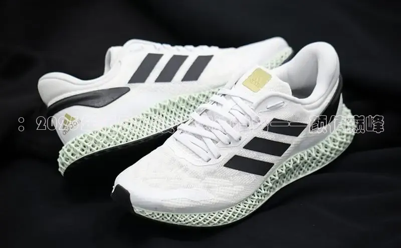 ：2025年运动鞋设计潮流趋势——颜值巅峰