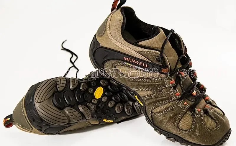 未来趋势：2025年前流行男童时尚——飞织运动鞋